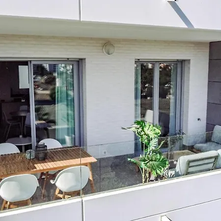 Jg- Modern In Nueva Andalucia Apartamento