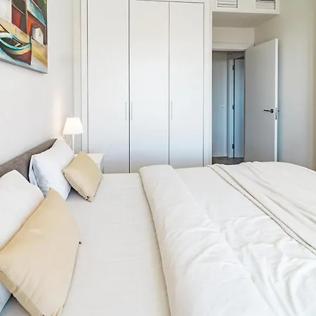 Jg- Modern In Nueva Andalucia Apartamento *
